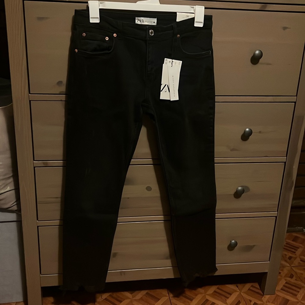 The mid waist skinny ZARA jeans
